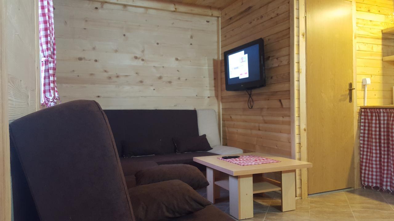 Vacation Home Sajra Kulen Vakuf Exterior foto
